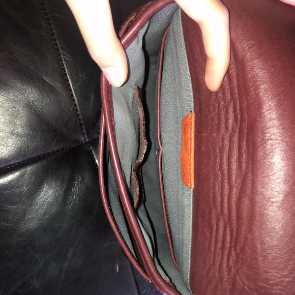 Shinola Detroit Women’s Crossbody Purse - Picture 4 of 6